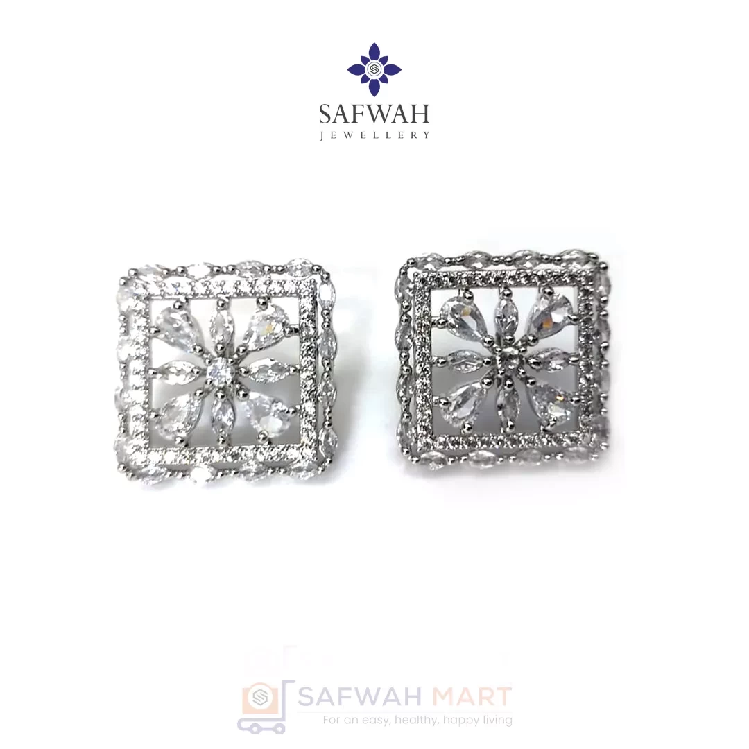 Ear Top Flower in Square Ear (White)